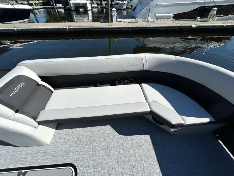 Slide: The Image of Harris Cruiser 250 2026 - 20