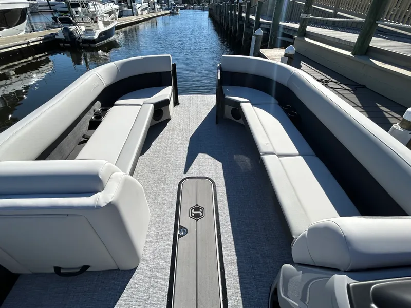 Slide: The Image of Harris Cruiser 250 2026 - 22