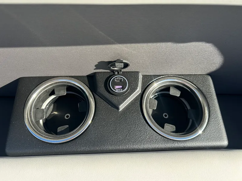 Slide: The Image of Harris Cruiser 250 2026 - 23