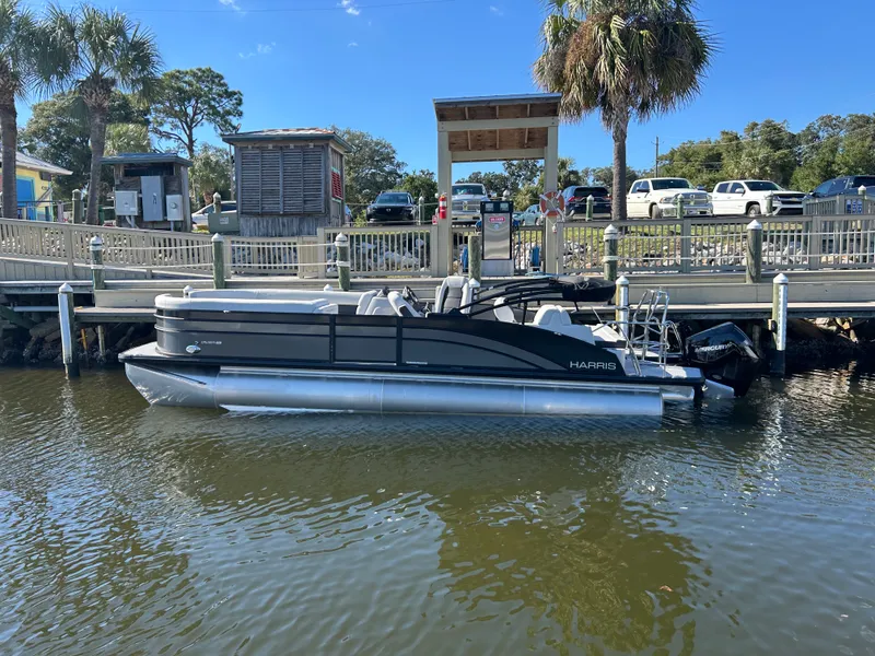 Slide: The Image of Harris Cruiser 250 2026 - 3