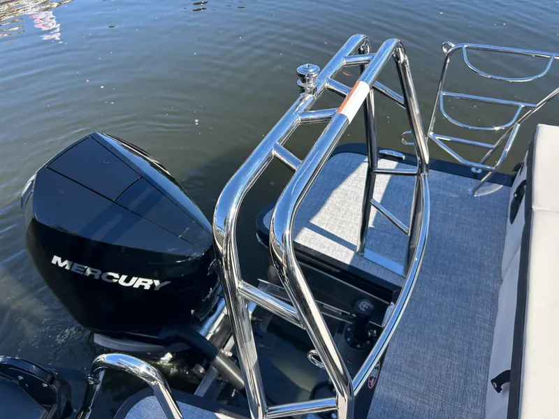 Slide: The Image of Harris Cruiser 250 2026 - 8