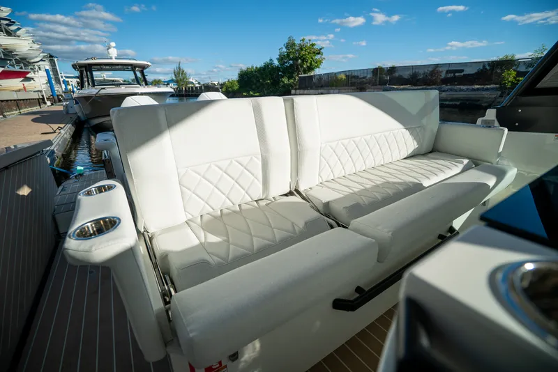 Slide: The Image of Saxdor 320 GTO 2026 - 12