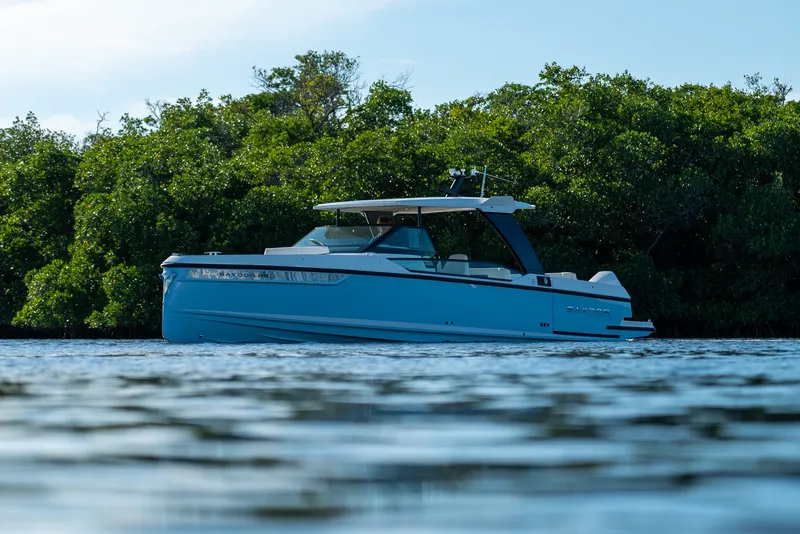 Slide: The Image of Saxdor 320 GTO 2026 - 34