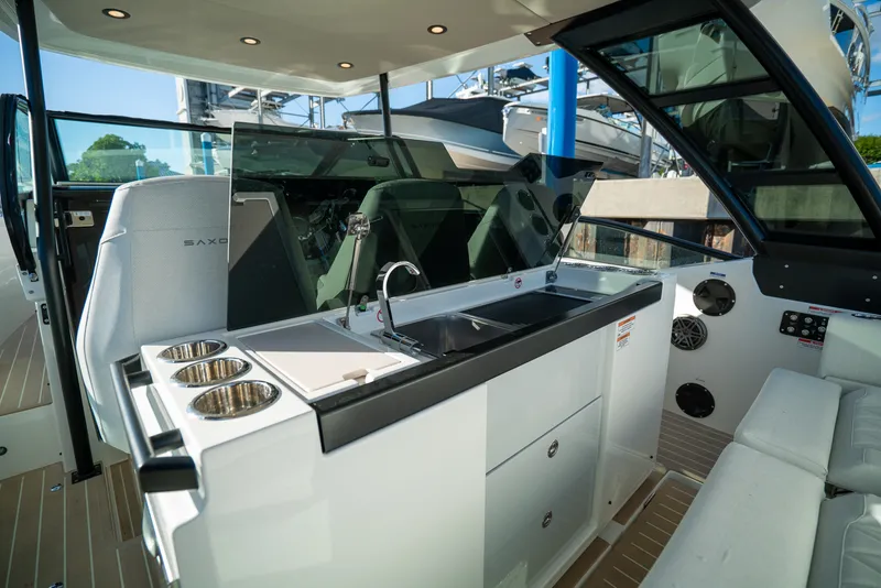 Slide: The Image of Saxdor 320 GTO 2026 - 9