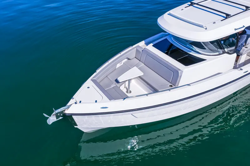 Slide: The Image of Cruisers 38 VTR 2026 - 22