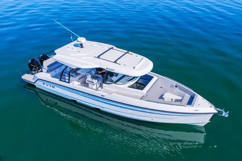 Slide: The Image of Cruisers 38 VTR 2026 - 4