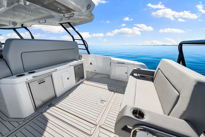 Slide: The Image of Cruisers 38 VTR 2026 - 49