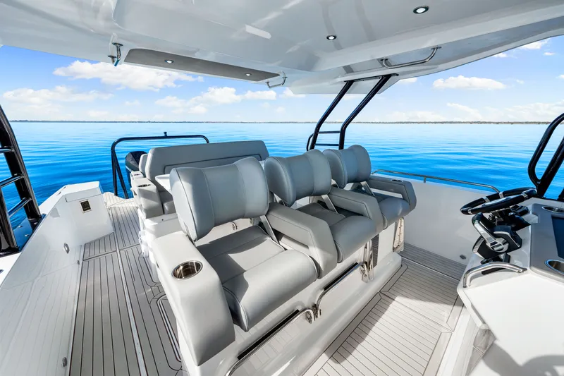 Slide: The Image of Cruisers 38 VTR 2026 - 59