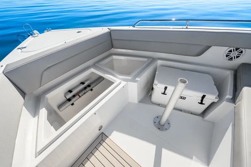 Slide: The Image of Cruisers 38 VTR 2026 - 66