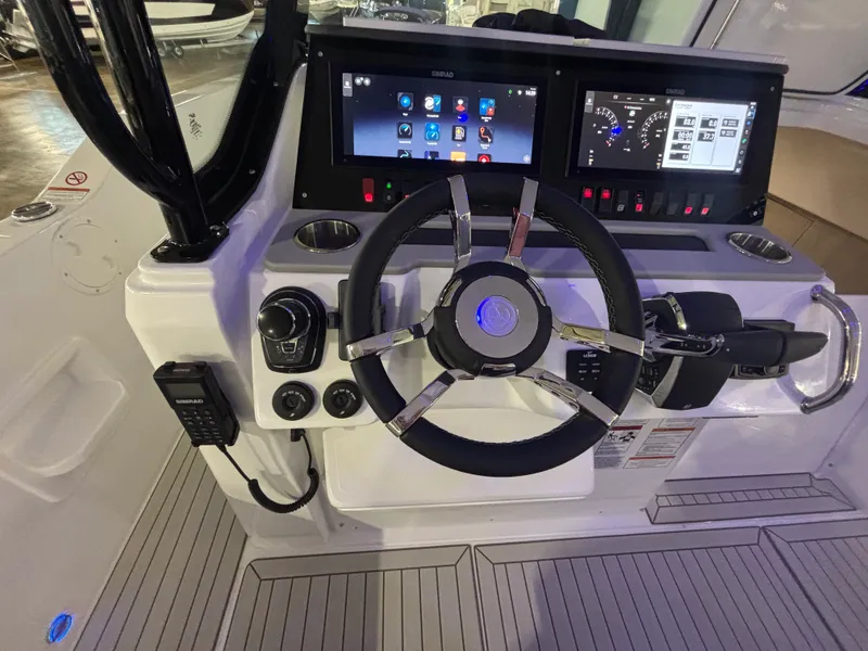 Slide: The Image of Cruisers Yachts 38 VTR 2026 - 23