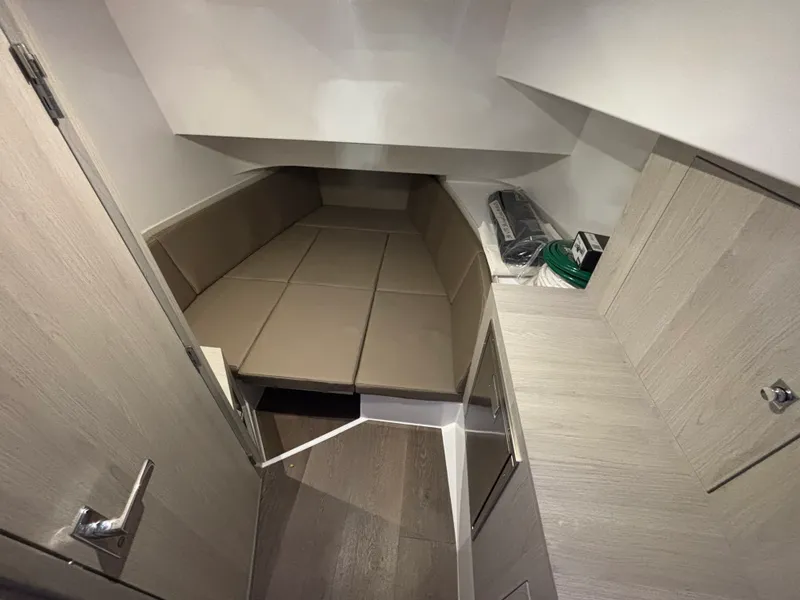 Slide: The Image of Cruisers Yachts 38 VTR 2026 - 28