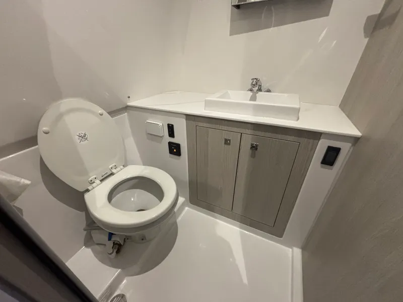 Slide: The Image of Cruisers Yachts 38 VTR 2026 - 30