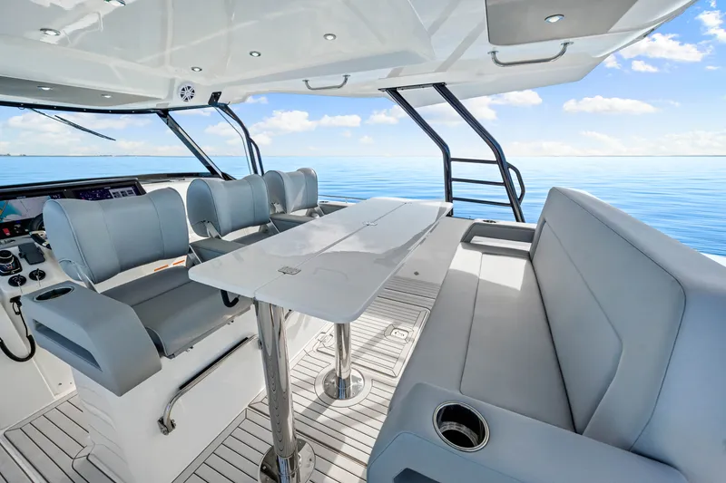 Slide: The Image of Cruisers Yachts 38 VTR 2026 - 57