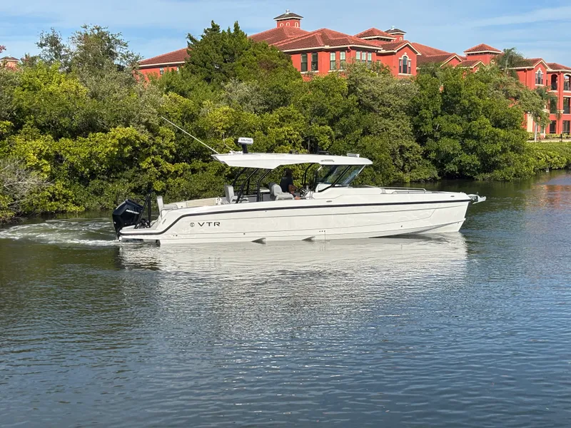 Slide: The Image of Cruisers Yachts 38 VTR 2026 - 9