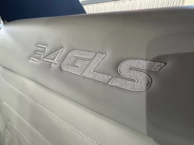 Slide: The Image of Cruisers 34 GLS Outboard 2026 - 19