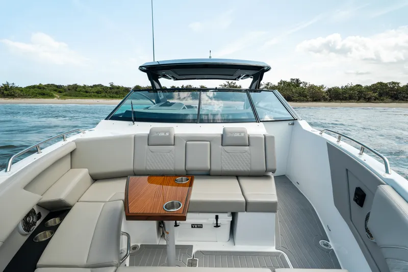 Slide: The Image of Cruisers Yachts 34 GLS Outboard 2026 - 109