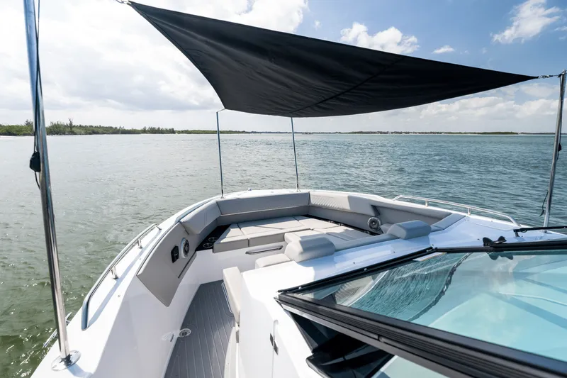 Slide: The Image of Cruisers Yachts 34 GLS Outboard 2026 - 17