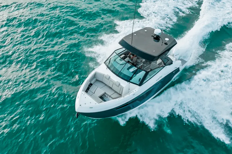 Slide: The Image of Cruisers Yachts 34 GLS Outboard 2026 - 54
