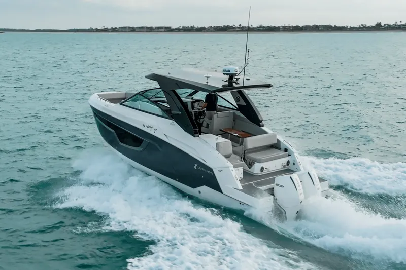 Slide: The Image of Cruisers Yachts 34 GLS Outboard 2026 - 61