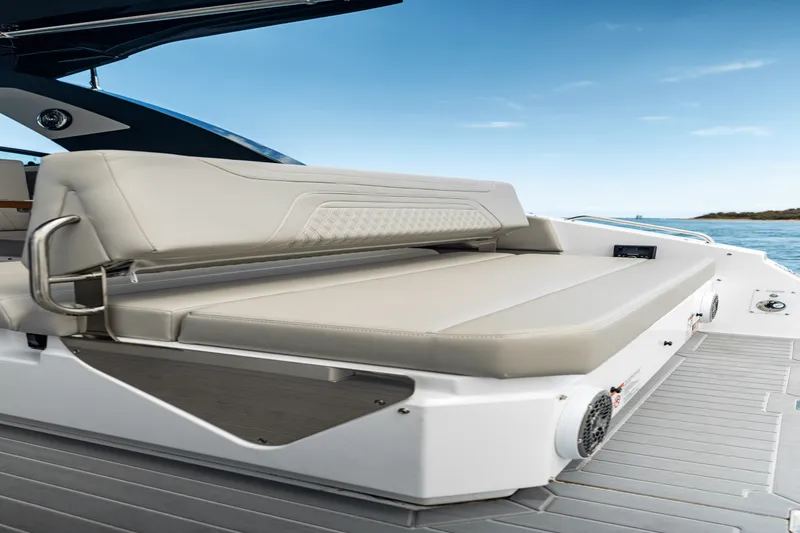 Slide: The Image of Cruisers Yachts 34 GLS Outboard 2026 - 84