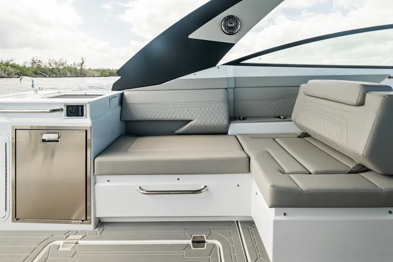 Slide: The Image of Cruisers Yachts 34 GLS Outboard 2026 - 90