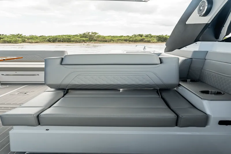 Slide: The Image of Cruisers Yachts 34 GLS Outboard 2026 - 93