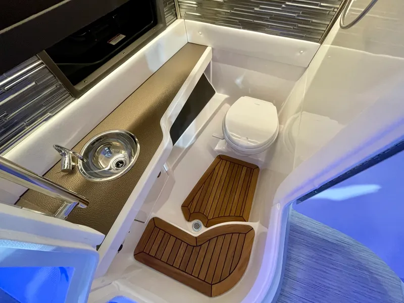 Slide: The Image of Sea Ray SLX 310 Outboard 2026 - 12