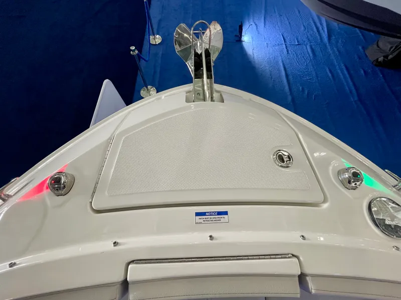 Slide: The Image of Sea Ray SLX 310 Outboard 2026 - 16