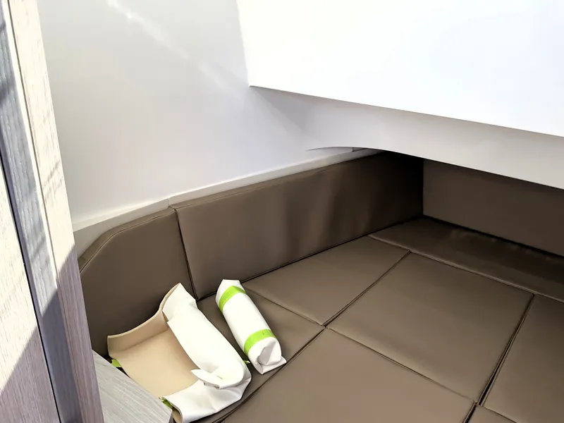 Slide: The Image of Cruisers 38 VTR 2026 - 43