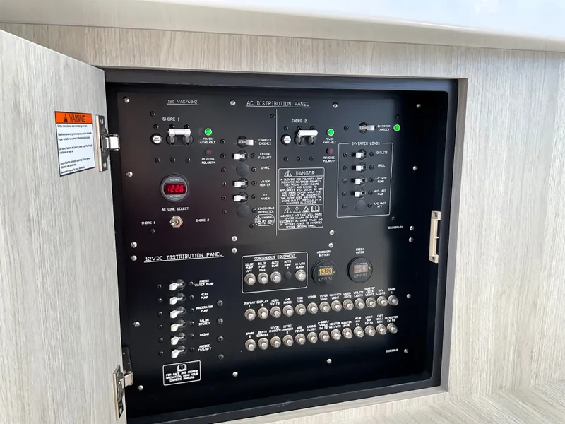 Slide: The Image of Cruisers 38 VTR 2026 - 53