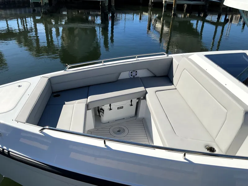 Slide: The Image of Cruisers Yachts 38 VTR 2026 - 10