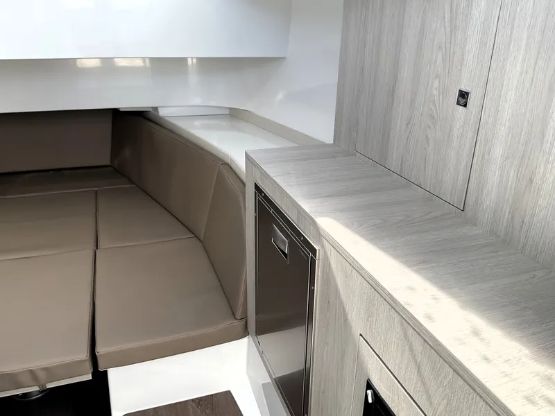 Slide: The Image of Cruisers Yachts 38 VTR 2026 - 40