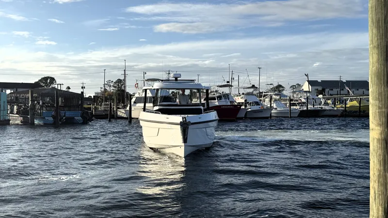 Slide: The Image of Cruisers Yachts 38 VTR 2026 - 65