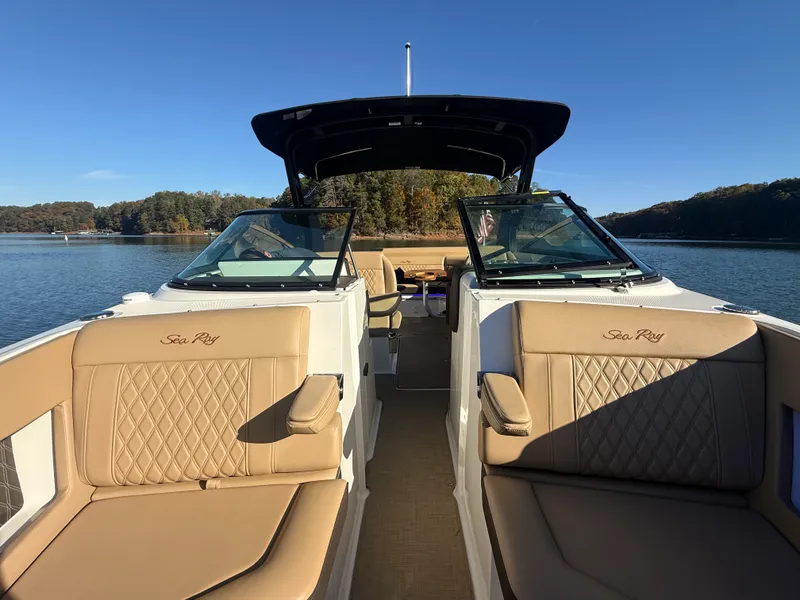 Slide: The Image of Sea Ray 280 SLX 2023 - 56