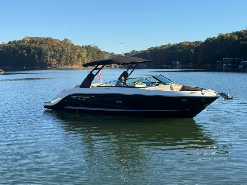 Slide: The Image of Sea Ray 280 SLX 2023 - 8