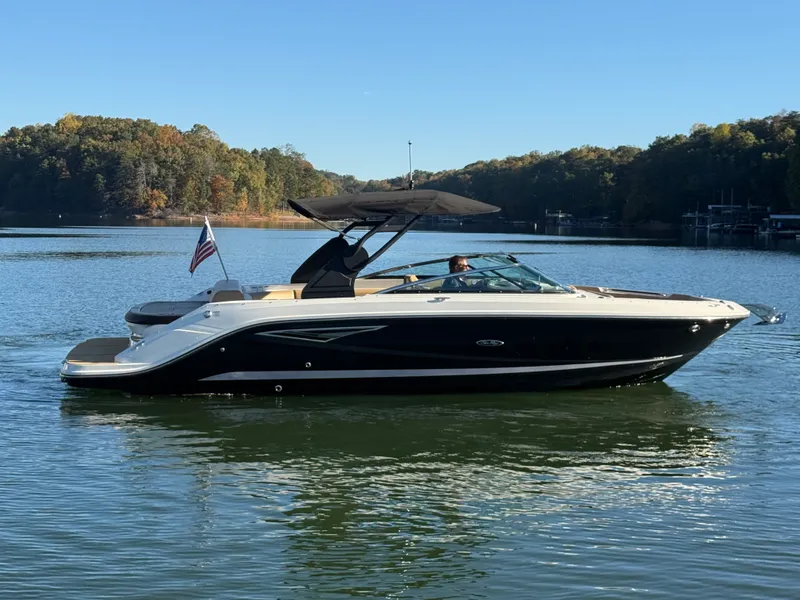 Slide: The Image of Sea Ray 280 SLX 2023 - 9