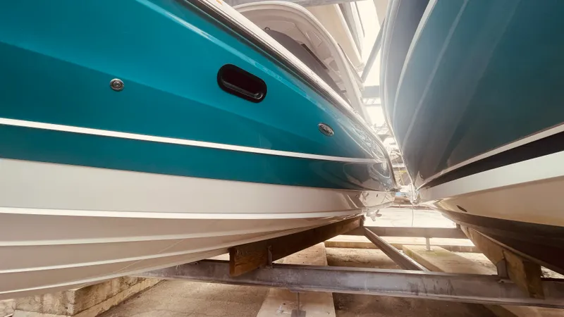 Slide: The Image of Sea Ray 310 SLX OUTBOARD 2021 - 10