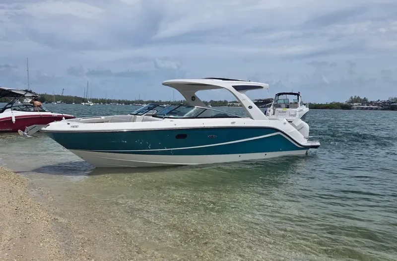 The Image of Sea Ray 310 SLX OUTBOARD 2021 - 0