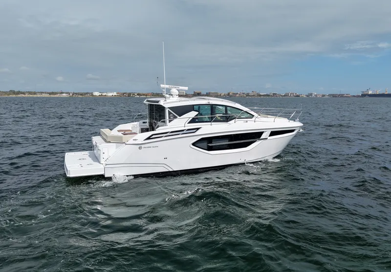 Slide: The Image of Cruisers 42 Cantius 2026 - 11