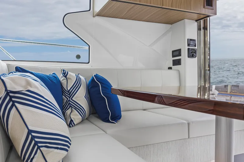 Slide: The Image of Cruisers 42 Cantius 2026 - 22