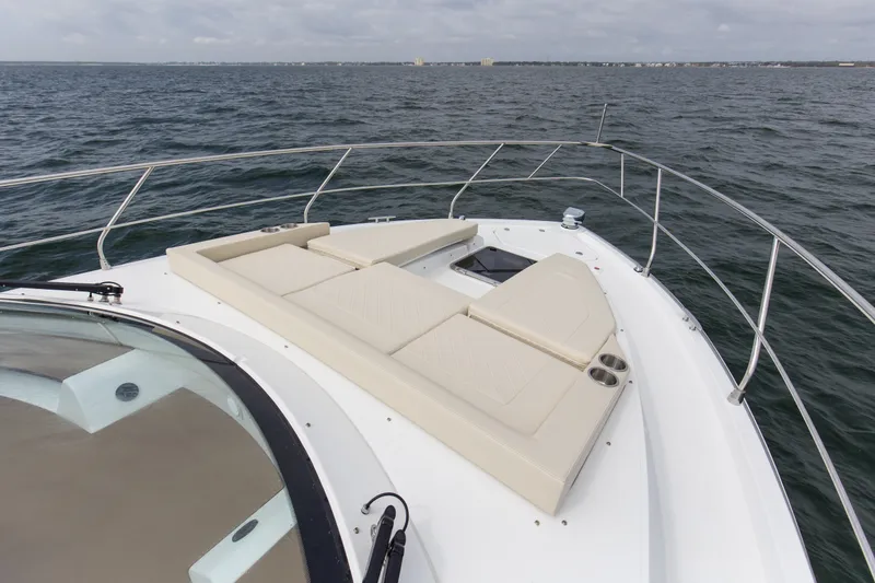 Slide: The Image of Cruisers 42 Cantius 2026 - 38