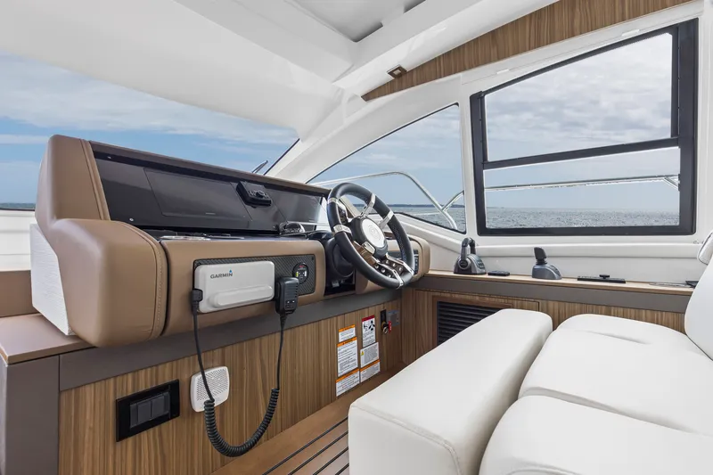 Slide: The Image of Cruisers 42 Cantius 2026 - 48
