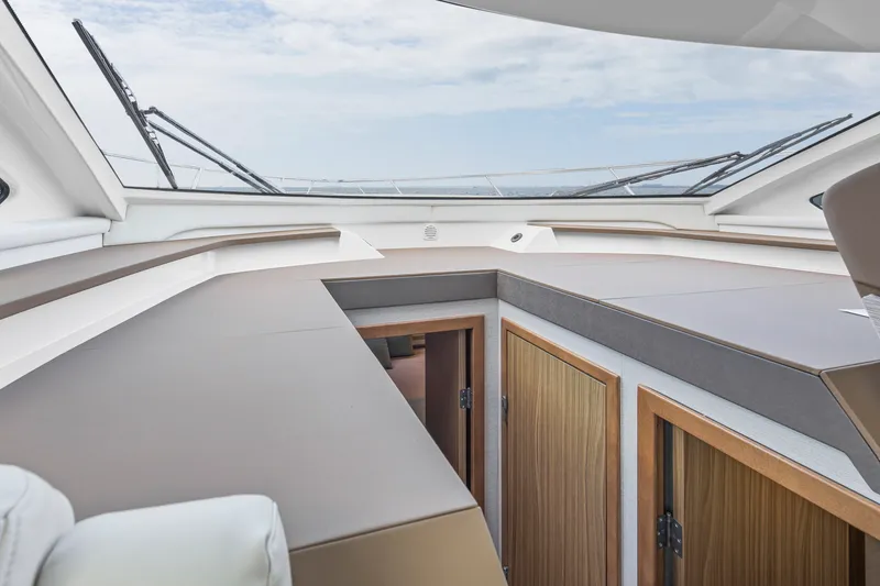 Slide: The Image of Cruisers 42 Cantius 2026 - 51