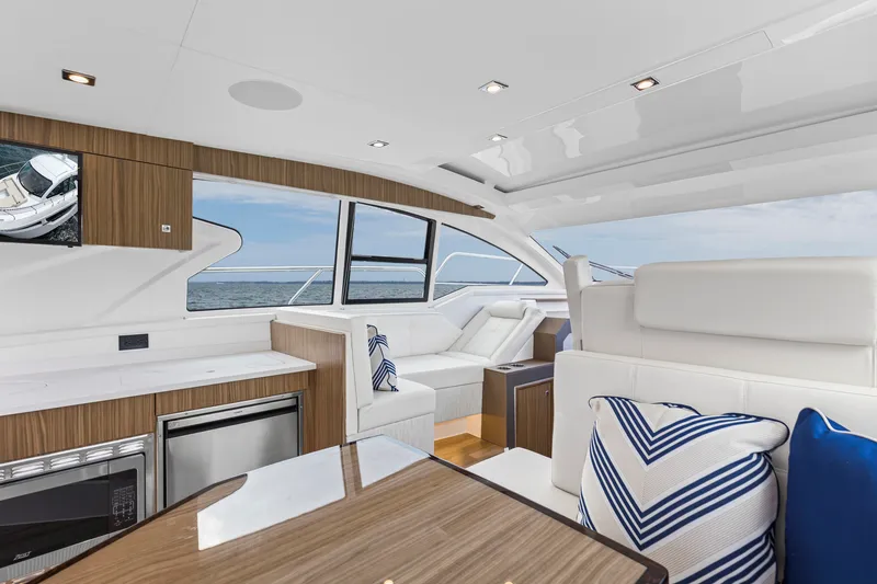 Slide: The Image of Cruisers 42 Cantius 2026 - 53