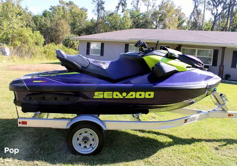 Slide: The Image of Sea-Doo RXP-X 300 2021 - 13431361