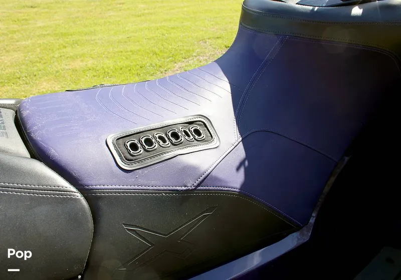 Slide: The Image of Sea-Doo RXP-X 300 2021 - 13431368