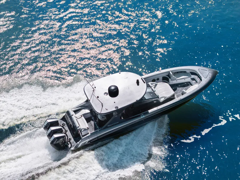 Slide: The Image of Mystic Powerboats M3800 2024 - 11