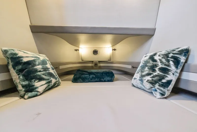 Slide: The Image of Mystic Powerboats M3800 2024 - 39