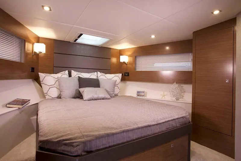 Slide: The Image of Cruisers 42 Cantius 2026 - 12