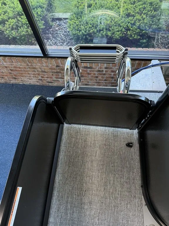Slide: The Image of Premier 230 Sunsation Angler 2PT 2026 - 37